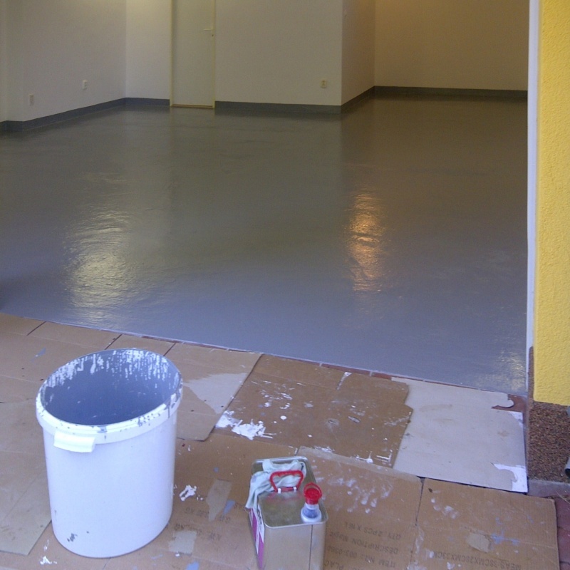 PODLAHOVÝ NÁTĚR NA BETON
